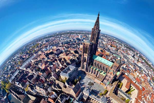 Visite Virtuelle de Strasbourg par Drone